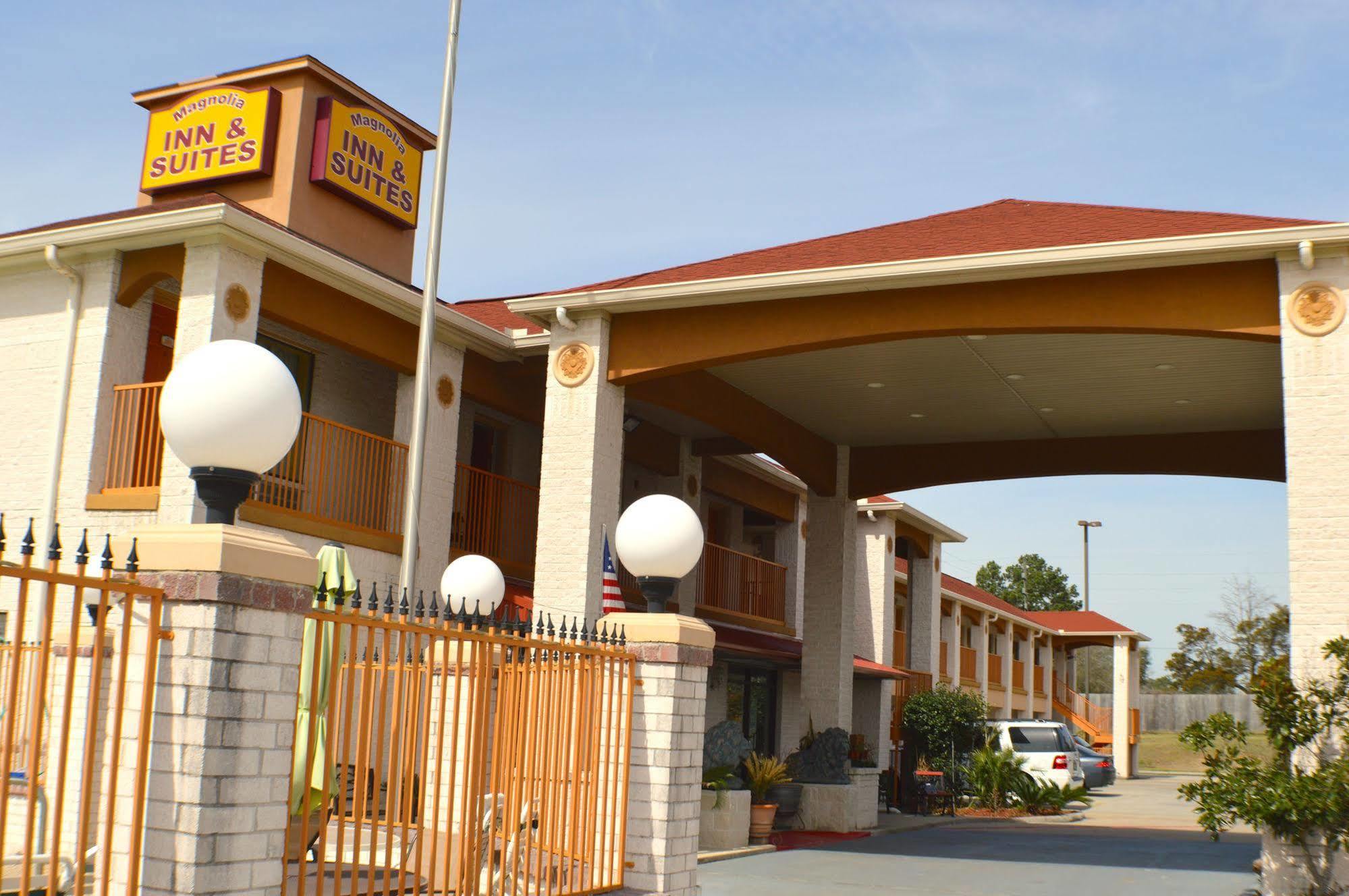 Magnolia Inn And Suites Exterior photo